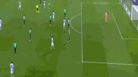 “14战辉煌，命中率高达10成！荷兰杯海伦芬今日揭秘，不容错过的精彩对决！”